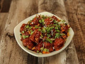 Veg Manchurian (8 Pcs)
