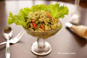 THAI CHICKEN SALAD