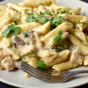 Chicken White Sauce Pasta