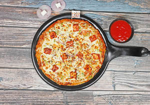 Peri Peri Paneer Pizza