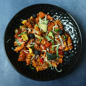 Veggie Arabiatta (red) Wheat Pasta