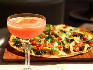 Grilled Paneer Pizza [5 Inches] With Virgin Masala Mojito