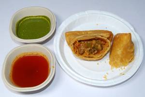 Chowmein Samosa
