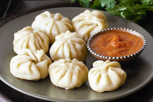 Veg stream momos