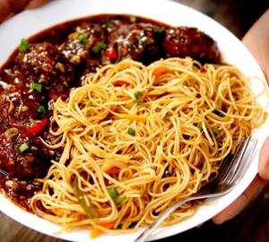 Veg Noodles With Veg Manchurian