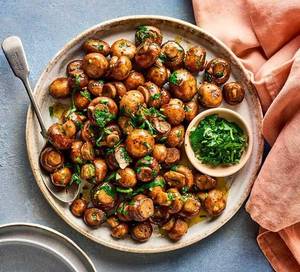 Mushroom In Hot Garlic Sauce