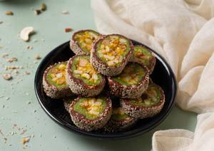 Anjeer Roll