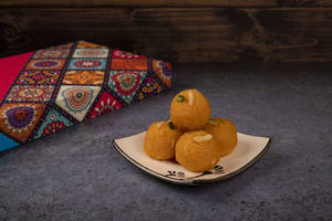 Kesar Laddu