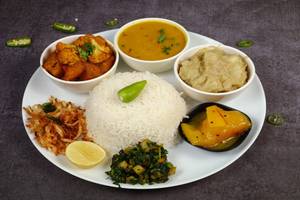 Regular Veg Thali