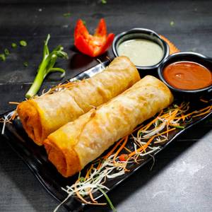 Veg Noodles Spring Roll