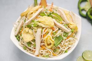 Egg Chicken Chowmein