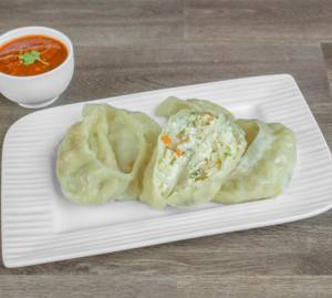 Paneer Momos Steamed [8 Piece ]