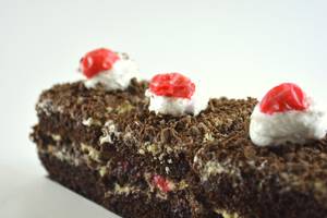 Black Forest Pastry (3 Pieces)