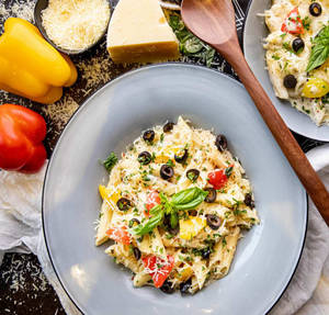 Quattro Formaggi Alfredo Pasta (white Sauce)