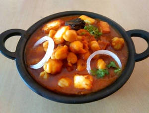 Chhole Paneer