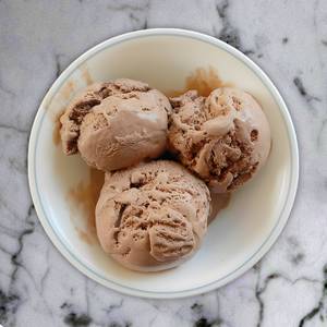 Chocolate (300 Grms)
