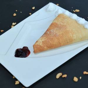 Mix Berry Cream Cheese Crepe