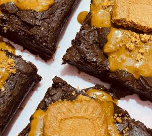 Biscoff Brownies (2pcs)
