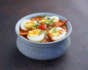 Guddu Kura(egg Curry)