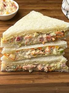 Bombay Kachha Sandwich