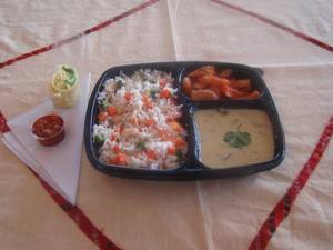 Kadi Pulao With Rajwadi Aloo