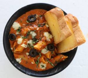 Arrabiata Pasta (red Sauce)
