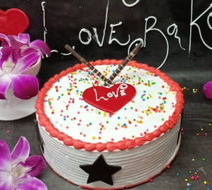 Vanila Lavish Cake