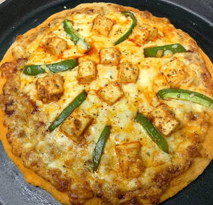 7" Paneer Makhni Pizza (serves 1)