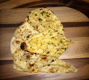 Butter Cheese Naan