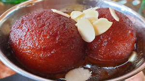Gulab Jamun [2 Pieces]