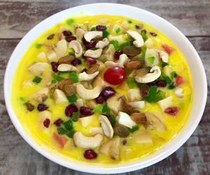 Custard With Fruits