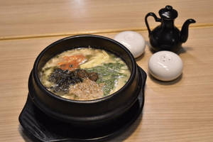 Mandu Guk