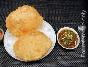 Peri Peri Chole Bhature