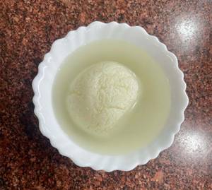 Spongy Rasgulla (1 Pc)