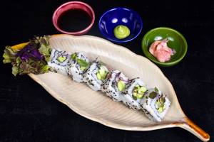 Truffle Edamame Uramaki Roll (6 Pcs)