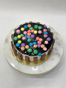 Kit Kat Choco Cake