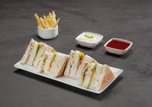 Bahraini Chicken (club) Sandwich