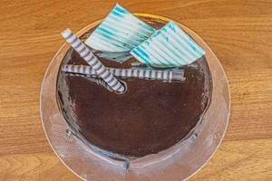 Chocolate Fantasy Premium Cake