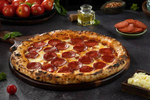 Naples - Pepperoni Pizza with Picante Sauce