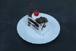 Black forest pastry eggless                                                                