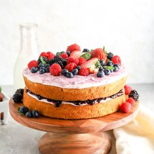 Mixed berries cakes                                                                                                                                  