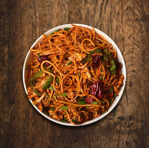 Egg Scheawan Noodles