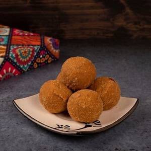 Sada Besan Laddu