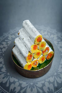 Kaju  Roll