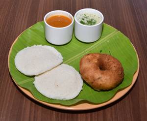 Idli [2] Vada [1]                     