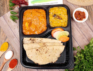 Paneer Butter Masala Dal Roti Thali