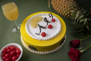 Juciy Pineapple Cake