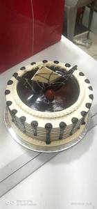 Eggless rich cream butterscotch cake per pound