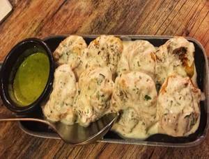 Veg Butter Malai Momos