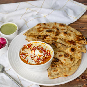 Kadhai Paneer Chapati Combo